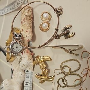 6pce vtg rare gold jewelry